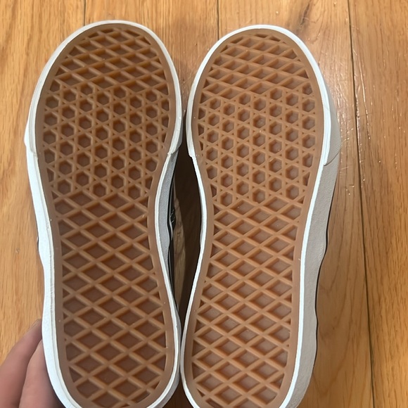 Vans Classic Slip-Ons - Picture 3 of 3